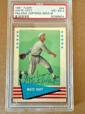 Waite Hoyt PSA DNA VG EX 4 CERTIFIED AUTO New York Yankees 1961 Fleer #44 (AU)