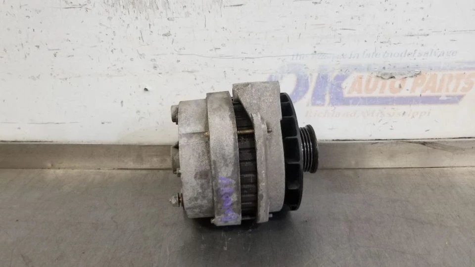 99 1999 GMC YUKON 140 AMP ALTERNATOR ASSEMBLY - Image 4 of 4