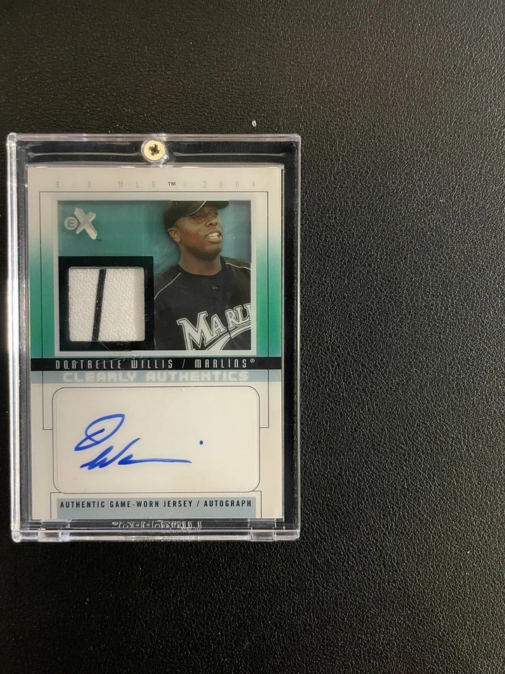 2004 Fleer E-X Clearly Authentics Dontrelle Willis 布贴亲笔签名 # 1/7 马林鱼队 — 第 3/4 张图片
