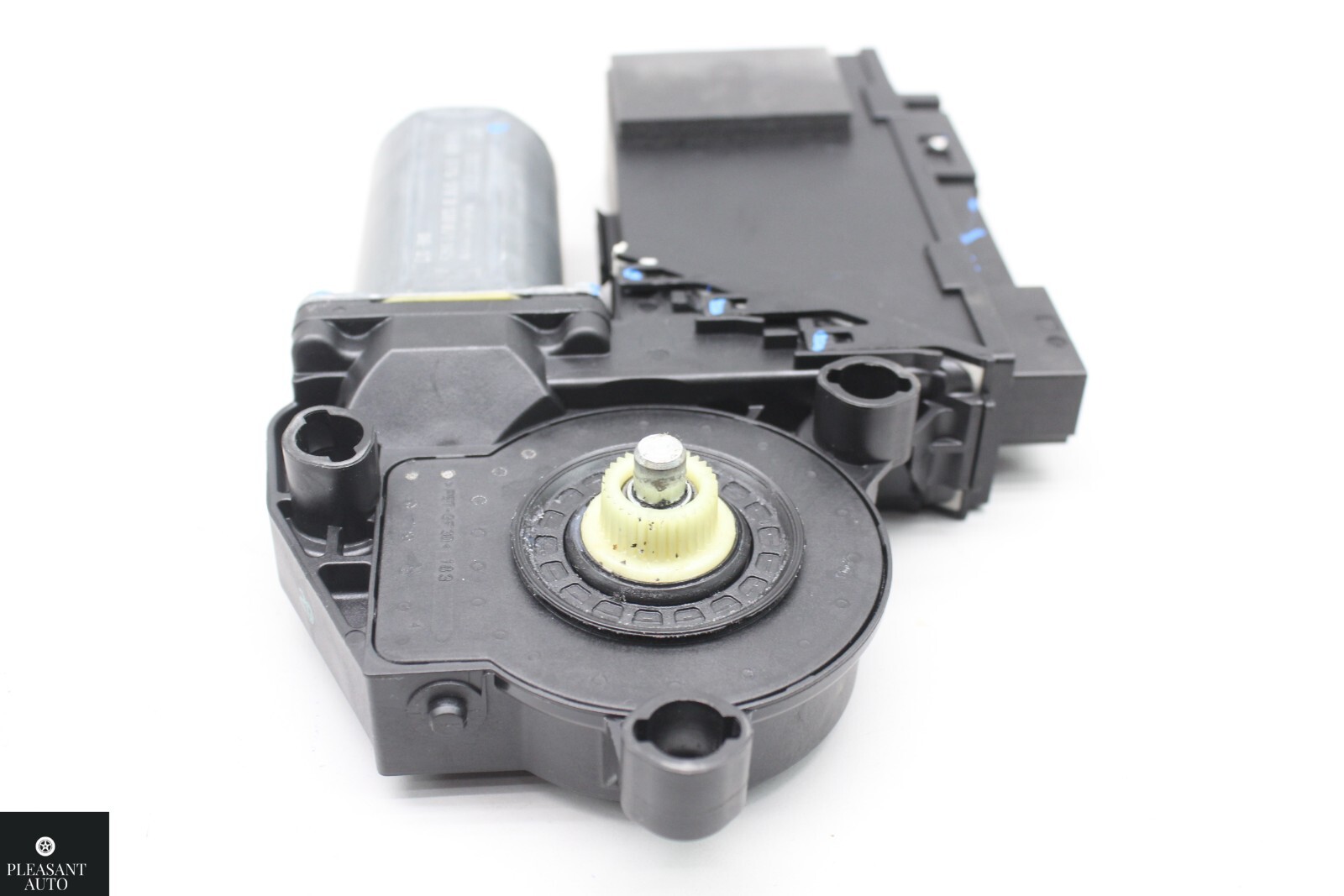 FRONT RIGHT DOOR WINDOW MOTOR 3W5959702 BENTLEY FLYING SPUR OEM (06-12) 