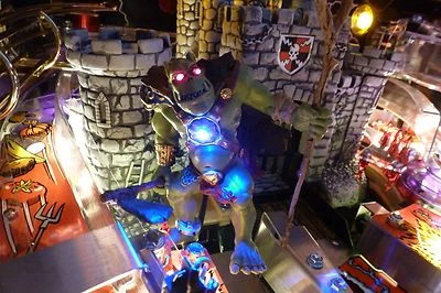 MEDIEVAL MADNESS Pinball Ultimate 2 Circuit RGB Troll mod (Original +Remake MMR)