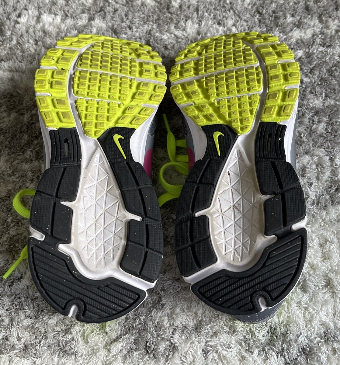 Gray/ Green Size 8.5 Nike Revolution Shoes 488148-007 Made in