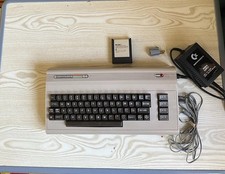 Commodore 64 C64 Breadbin Computer System. Powers On .