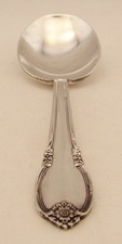 International 1847 Rogers Plaque D'Argent 1948 REMEMBRANCE Cuillère Pour Bébé