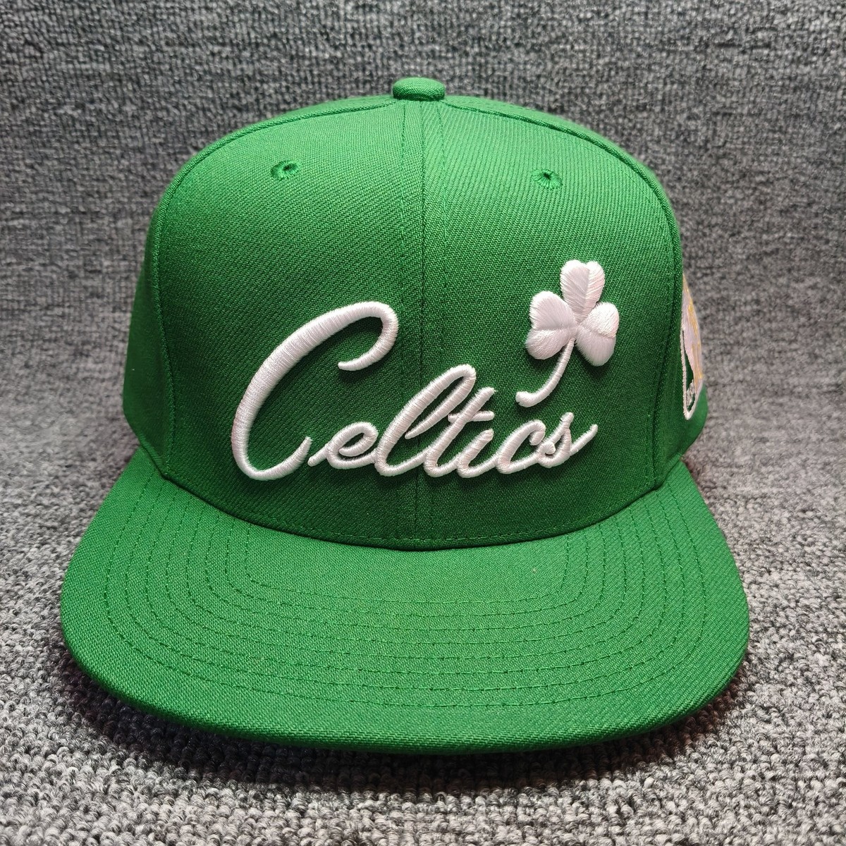 Mitchell & Ness Boston Celtics Green Snapback Cap Hardwood Classics