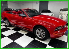 2005 Ford Mustang 22K MILES - CERT CARFAX - STRIKING COLORS - STUNNING!