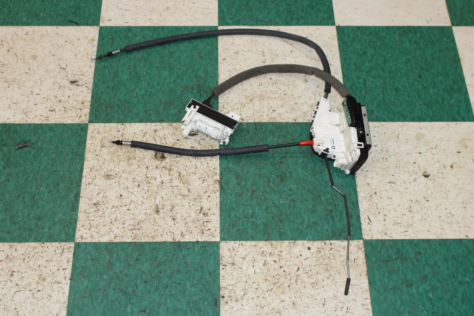 Maserati Quattroporte 2014-2024 Rear Right Door latch