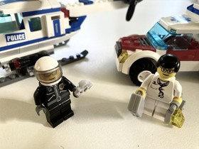 Lego City bundle. Sets: 7741 & 7902. Both Complete With Manuals. No Boxes.