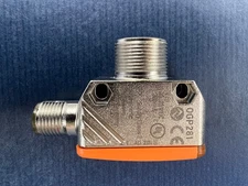 IFM OGP281, RETRO-REFLECTIVE SENSOR *NEW*