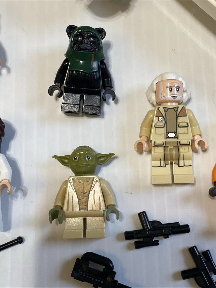 Lego Star Wars Minifigure Lot Of 12 With Ship From Set 75365 - One Adult Owner - Image 3 of 4