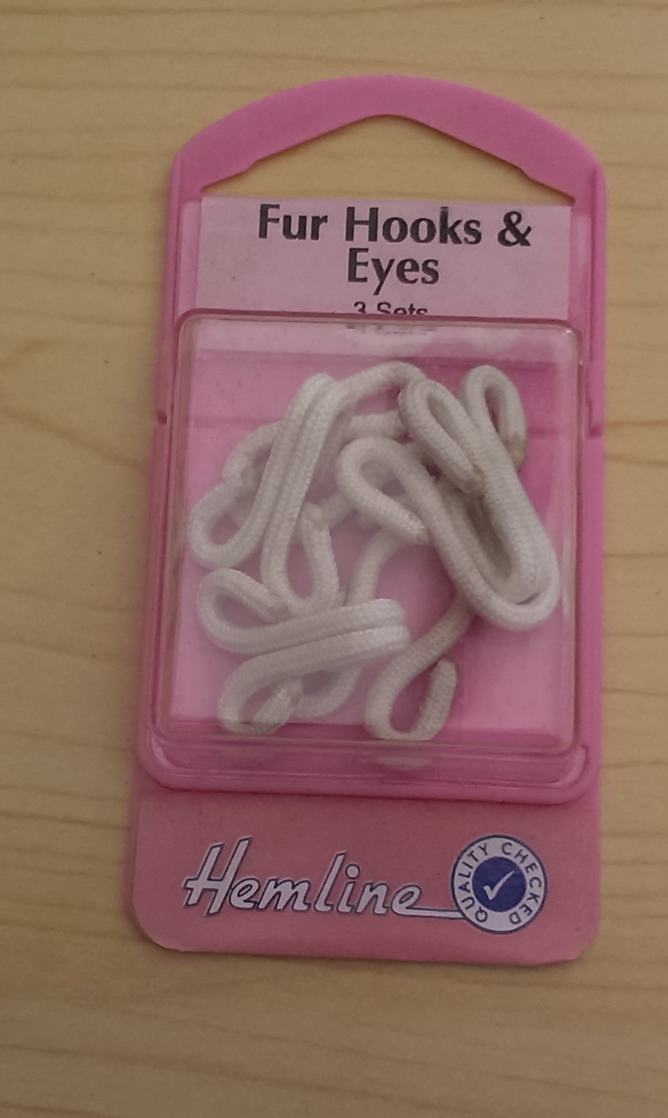 BNWT Hemline 3 Sets per pack Fur Coat Hook and Eyes Beige Black