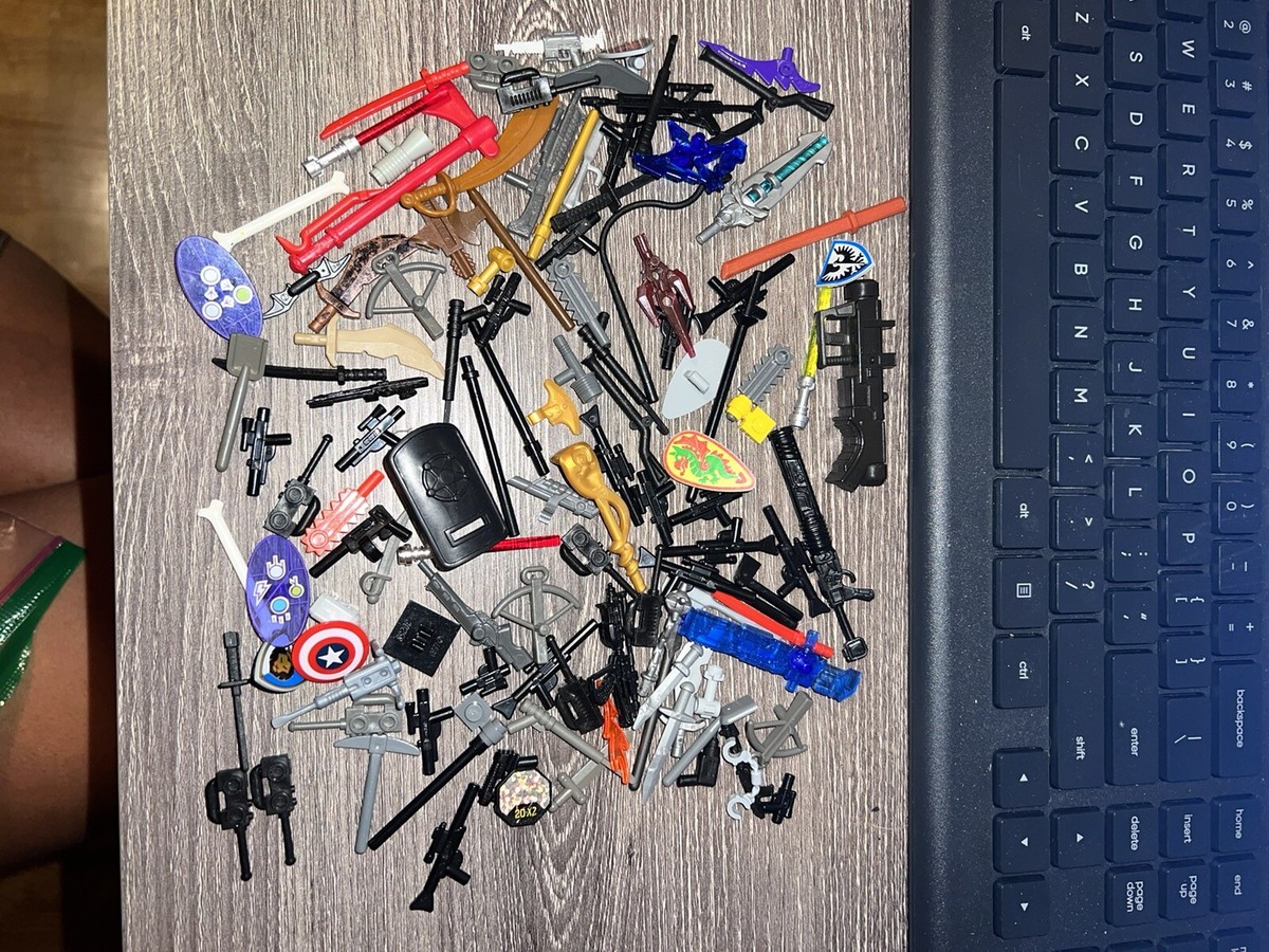Lot Of 266 Misc Lego Pieces Accessories/weapons/body Parts