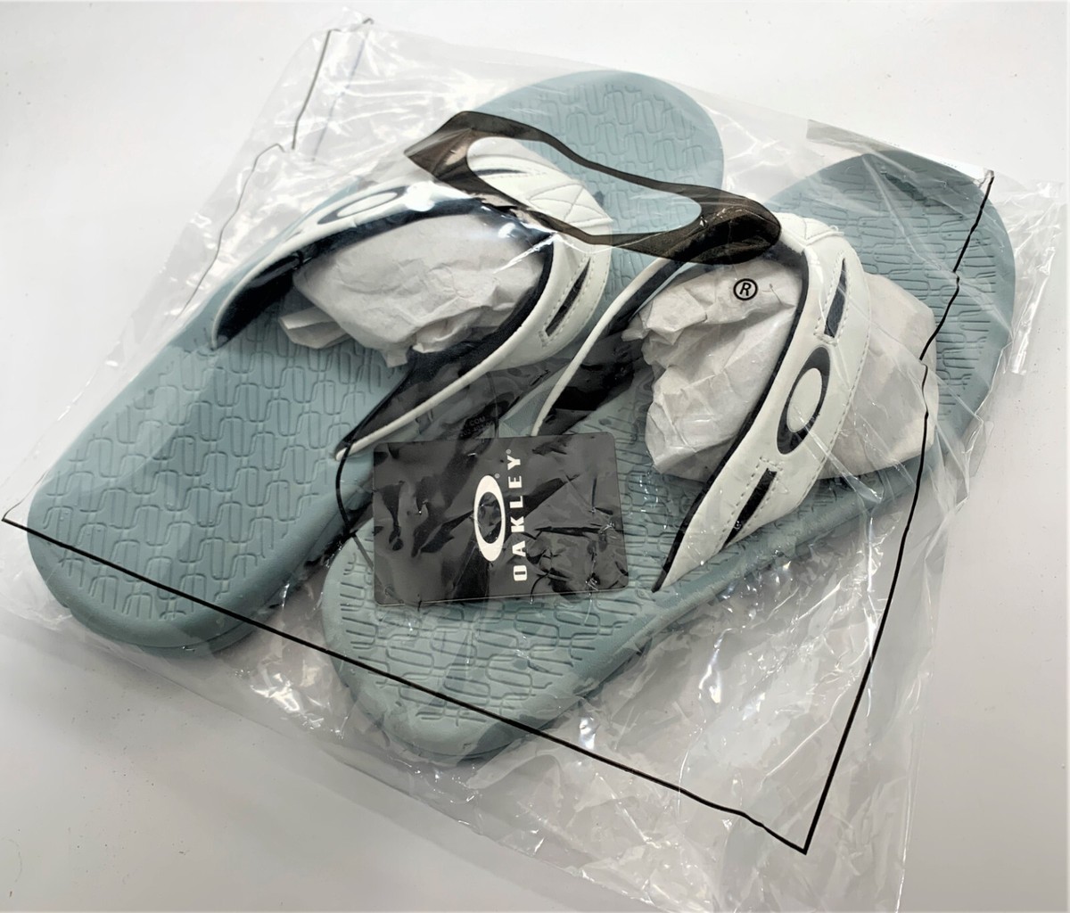 OAKLEY MEN'S OPERATIVE SANDAL 2.0 SPECIAL EDITION FLIP FLOPS