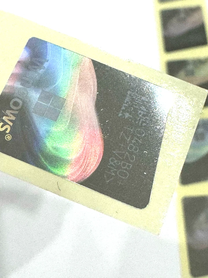 50x Windows 11 Operating System Color Shifting Sticker Badge Decal  16mm x 22mm - Image 3 of 4