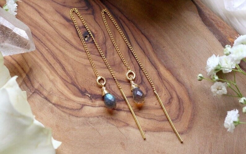 Natürliche auffällige Labradorit Träne Edelstein Perle Handarbeit Gold Einfäd...