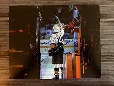 TERRY RYAN Signed Autographed 8x10 Photo SHORESY HOCKEY TV SHOW WITH PROOF S