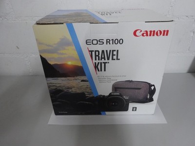 Canon EOS R100 Kamera mit RF-S 18-45mm F4.5-6.3 IS STM Travel Kit NEU + OVP