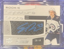 SAMI NIKU 2018-19 ENGRAINED ROOKIE SIGNATURE SHOTS  ON-CARD AUTO BLUE /49