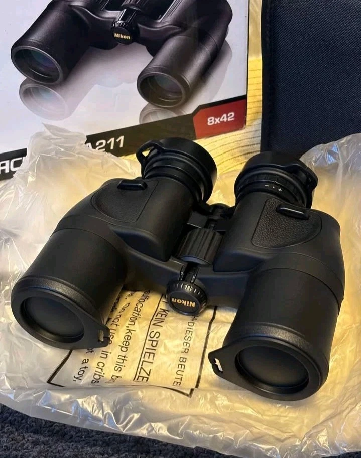 NEW In Box Nikon ACULON A211, 8x42 Binoculars- Black with Case - Image 4 of 4