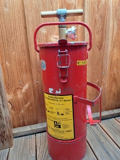 10L Kübelspritze Feuerwehr Strahlrohr Feuerlöscher Alt Defekt DIN14405 A 10