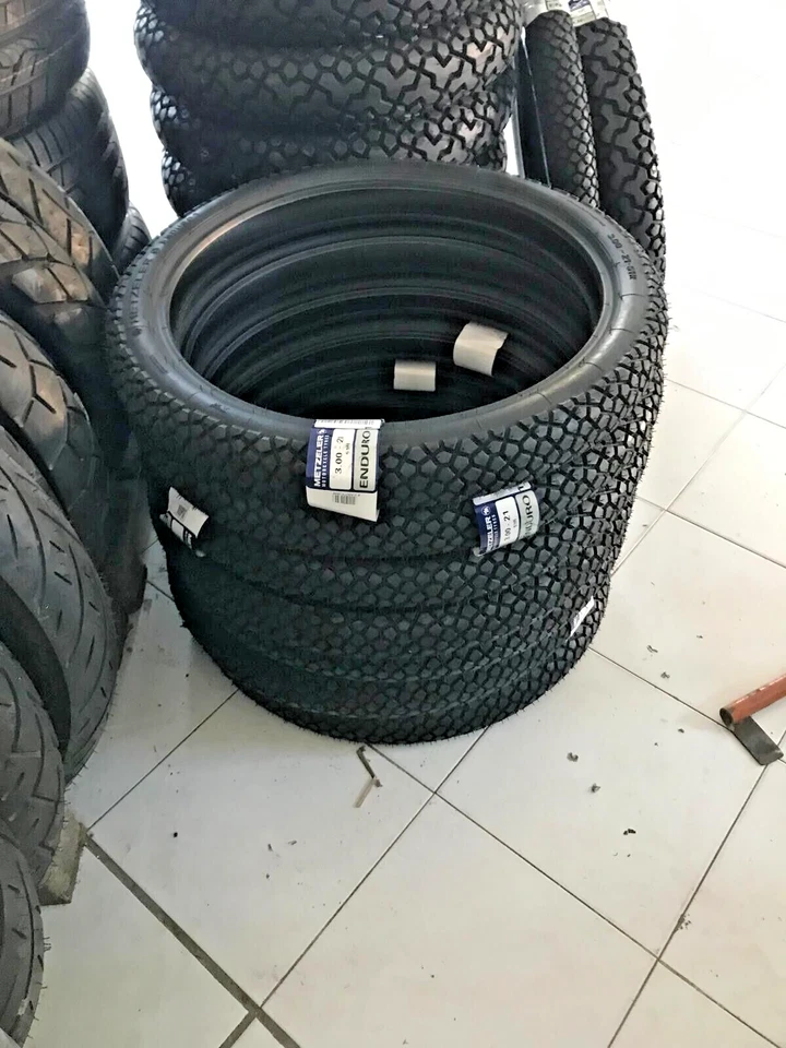 COPPIA GOMME METZELER 3.00-21 51R ENDURO 1 + 4.00-18 64R ENDURO 2  DOT 5023-0324 - Immagine 3 di 3
