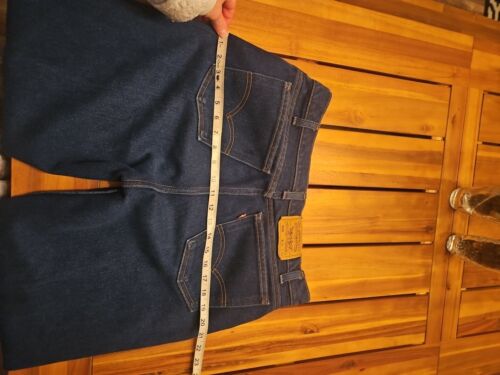 Vintage Levi's 509 Jeans 34 X 32 Tapered Leg Darker Blue USA Made Red Tab - Picture 9 of 11