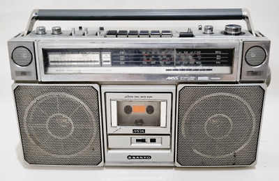 VINTAGE SANYO M9975 BOOMBOX CASSETTE PLAYER - FOR PARTS ONLY | eBay