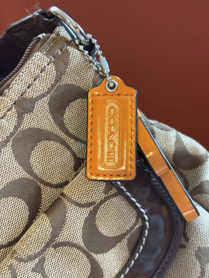 Y2K COACH Crossbody Park Signature Swingpack  Bag – Vintage 2001 EUC - Image 3 of 4