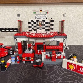 LEGO 8672 Racers Ferrari F1 Finish Line 2006