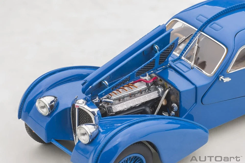 AUTOart 1/43 Bugatti Type 57SC Atlantic 1938 Blue / Wire Spoke Wheel 50947 - Image 3 of 4