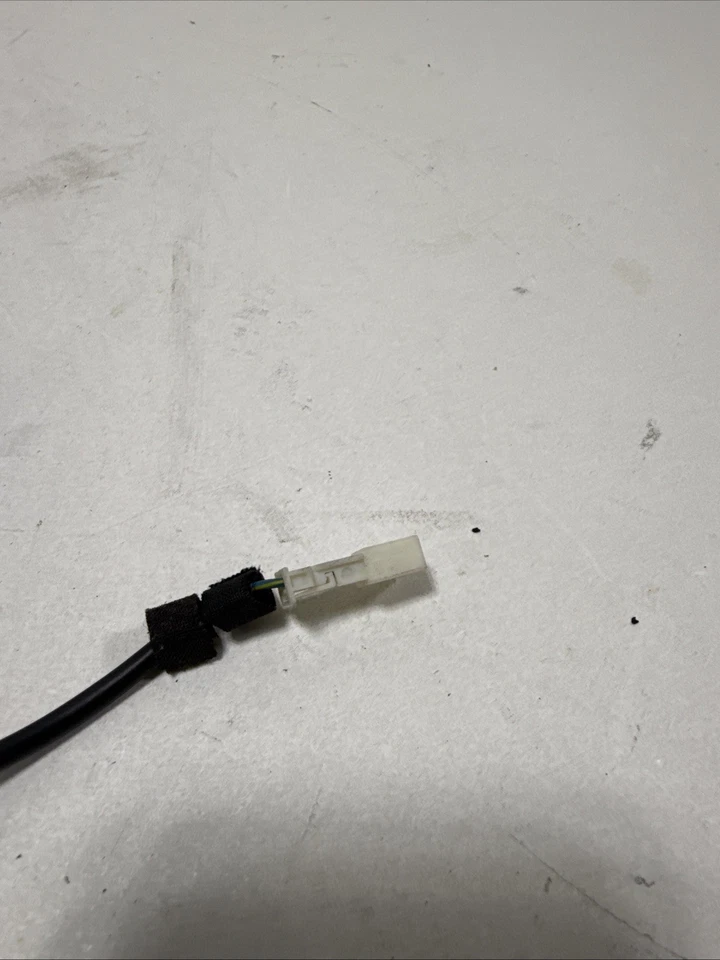 07-12 Mercedes R230 SL550 SL55 AMG Manija de puerta exterior derecha sin llave Go OEM Foto 2 de 4