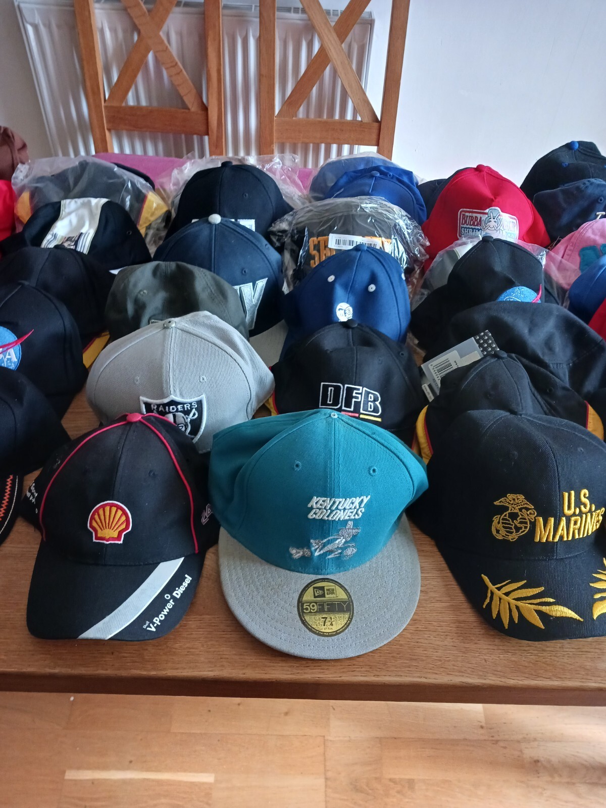 brand new wholesale joblot baseball caps hats x 60 pieces mixed designs