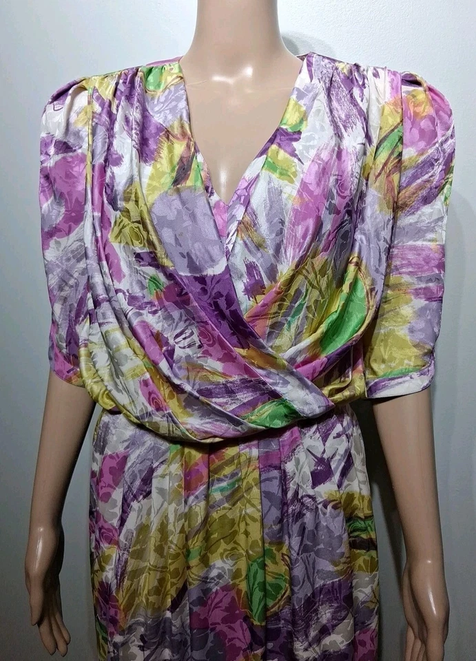 Vestido Louis Feraud De Colección Estampado Abstracto Floral Seda Midi Cuello en V Talla EU 36 US 6 Foto 2 de 4