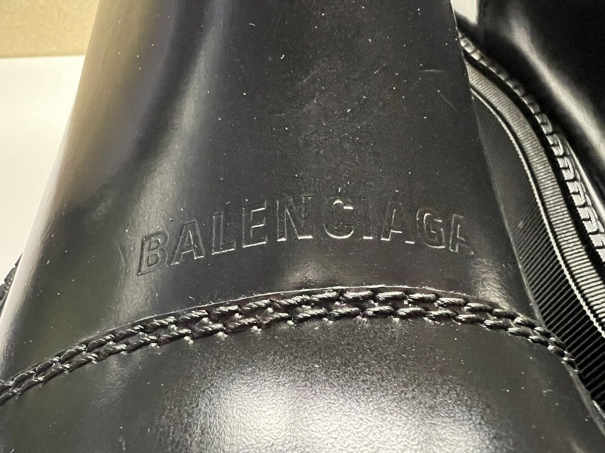 Balenciaga WOMEN'S TRACTOR 20MM BOOTS IN BLACK Leather Bootie 40