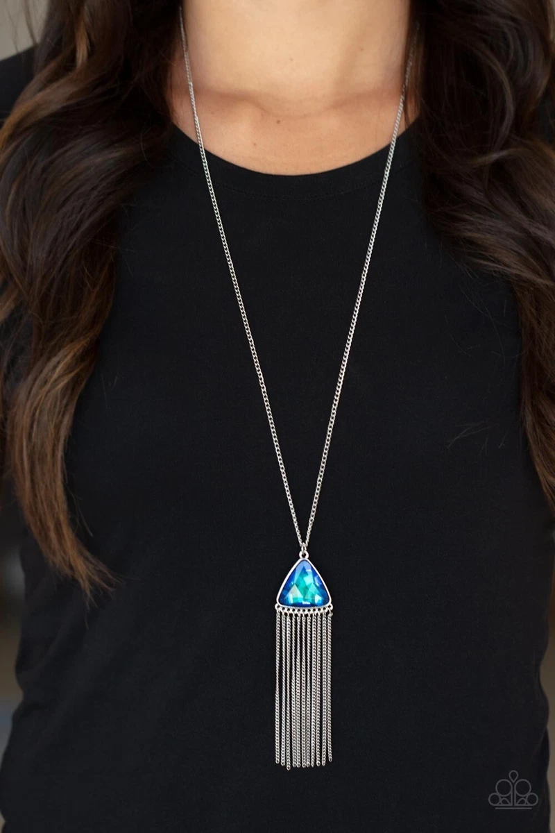 Blue oil 2024 spill necklace paparazzi