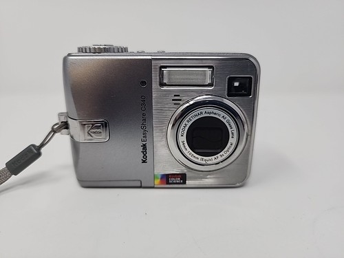 Cámara digital Kodak EasyShare C340 plateada 5,0 MP con estuche - probada - Imagen 4 de 10