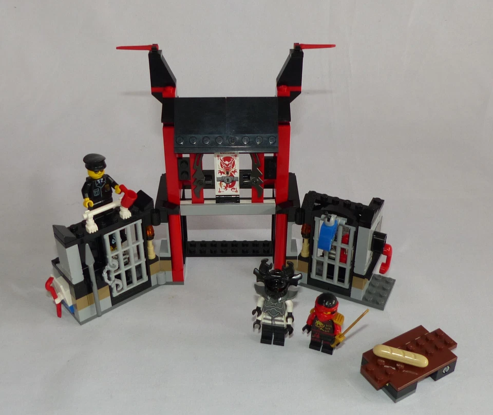 LEGO Ninjago 70591 Kryptarium Prison Breakout, Foto 1 von 4