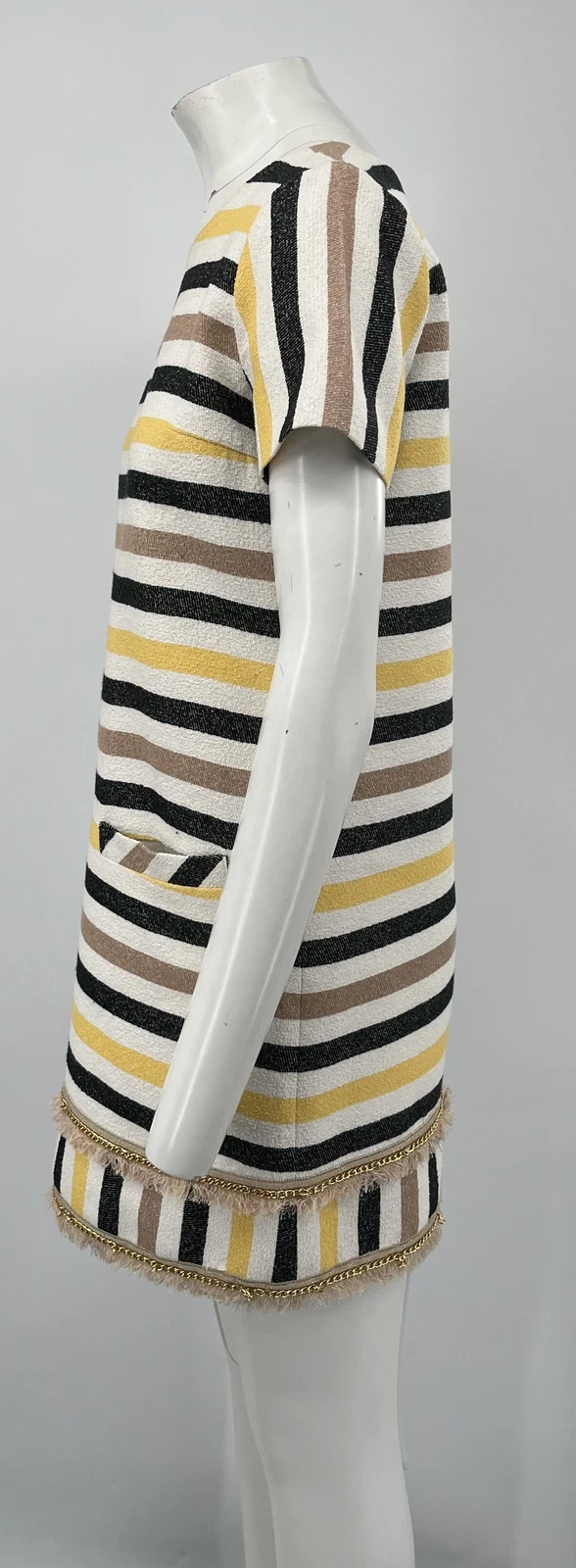 Abito a tubino Sacai Luck giallo beige nero a righe manica corta con orlo sfilacciato tg4