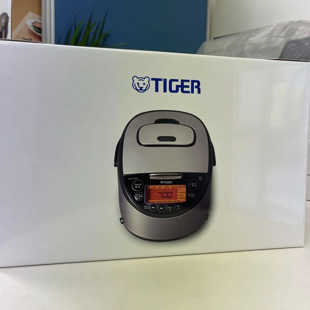 TIGER JKT-F10W SK IH Jar Rice Cooker 5.5 Cup Tourist Model Silver Black