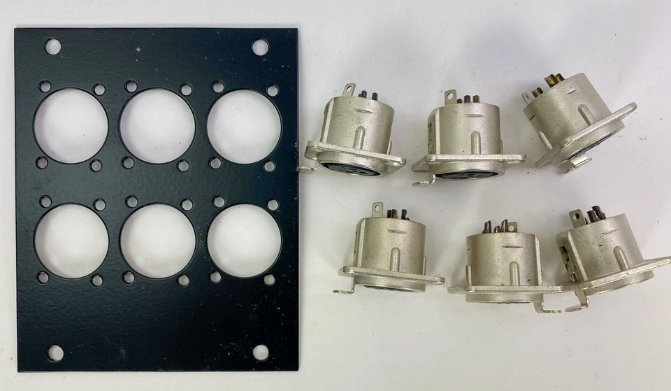 6 conectores de montaje en panel XLR hembra Livewire Essential Neutrik con panel - sin s Foto 2 de 3