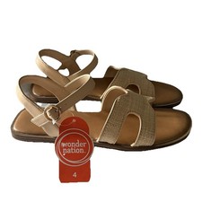 Wonder Nation Big Girls Size 4 Sandals with Beige Adjustable Straps Shoes New