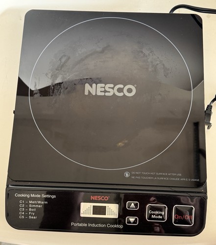 Nesco Portable Induction Cooktop Model PIC-14 - Crack Above Power Button, Works!