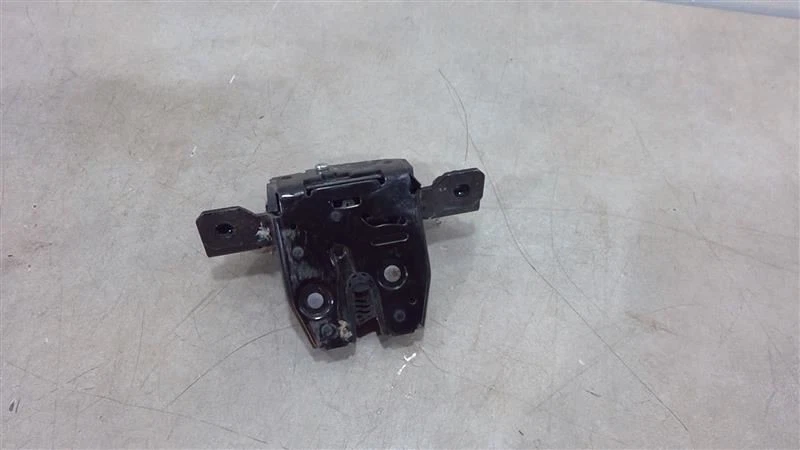 ACTUADOR DE BLOQUEO DE PESTILLO DE MALETERO DE ELEVACIÓN DE PORTÓN TRASERO CHEVROLET TRAX 2017-2020 13515944 Foto 3 de 4