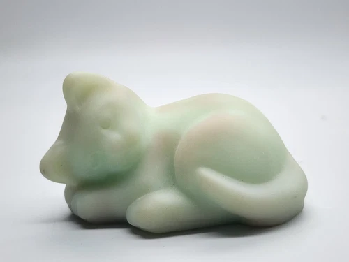 FENTON ART GLASS 2004 LOTUS MIST BURMESE SATIN SLEEPING CAT FIGURINE
