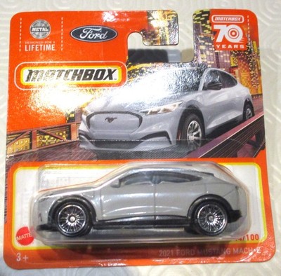 70 Jahre Matchbox #44 '21 Ford Mustang Mach E in grau - neu in OVP als MoC