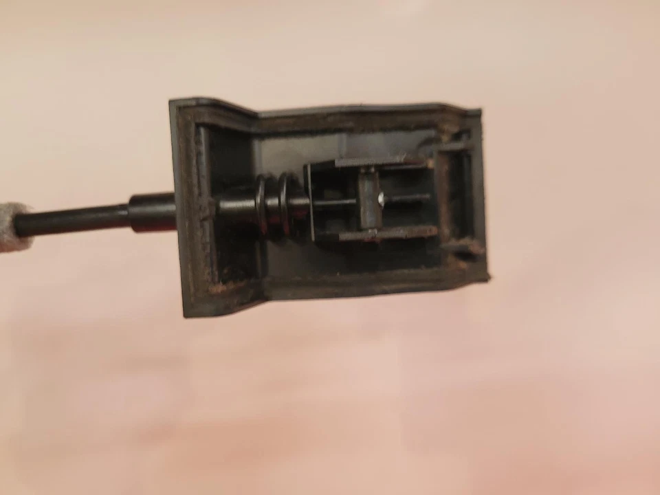 MINI COOPER PUERTA DELANTERA IZQUIERDA CERRADURA CATCH ACTUADOR SOLENOIDE 2008 Foto 2 de 4