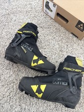 Fischer Junior Combi Cross-Country Ski Boots Size EU35 NNN Compatible.
