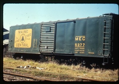 EKTACHROME SLIDE MAINE CENTRAL PINE TREE 40' BOX CAR MEC 5377 CHIONE 499-13
