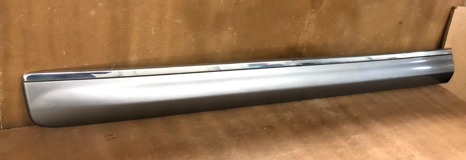 Chevy Silverado 2013 moldura de puerta (frente del conductor) 2011-2014 Chevy Avalanche Foto 3 de 4