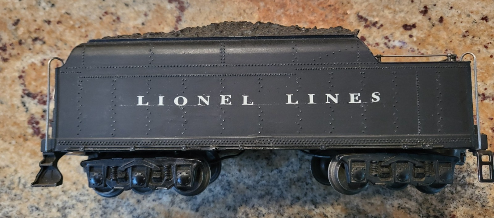 LIONEL POST WAR O 2426W vintage train excellent condition strong whistle works  